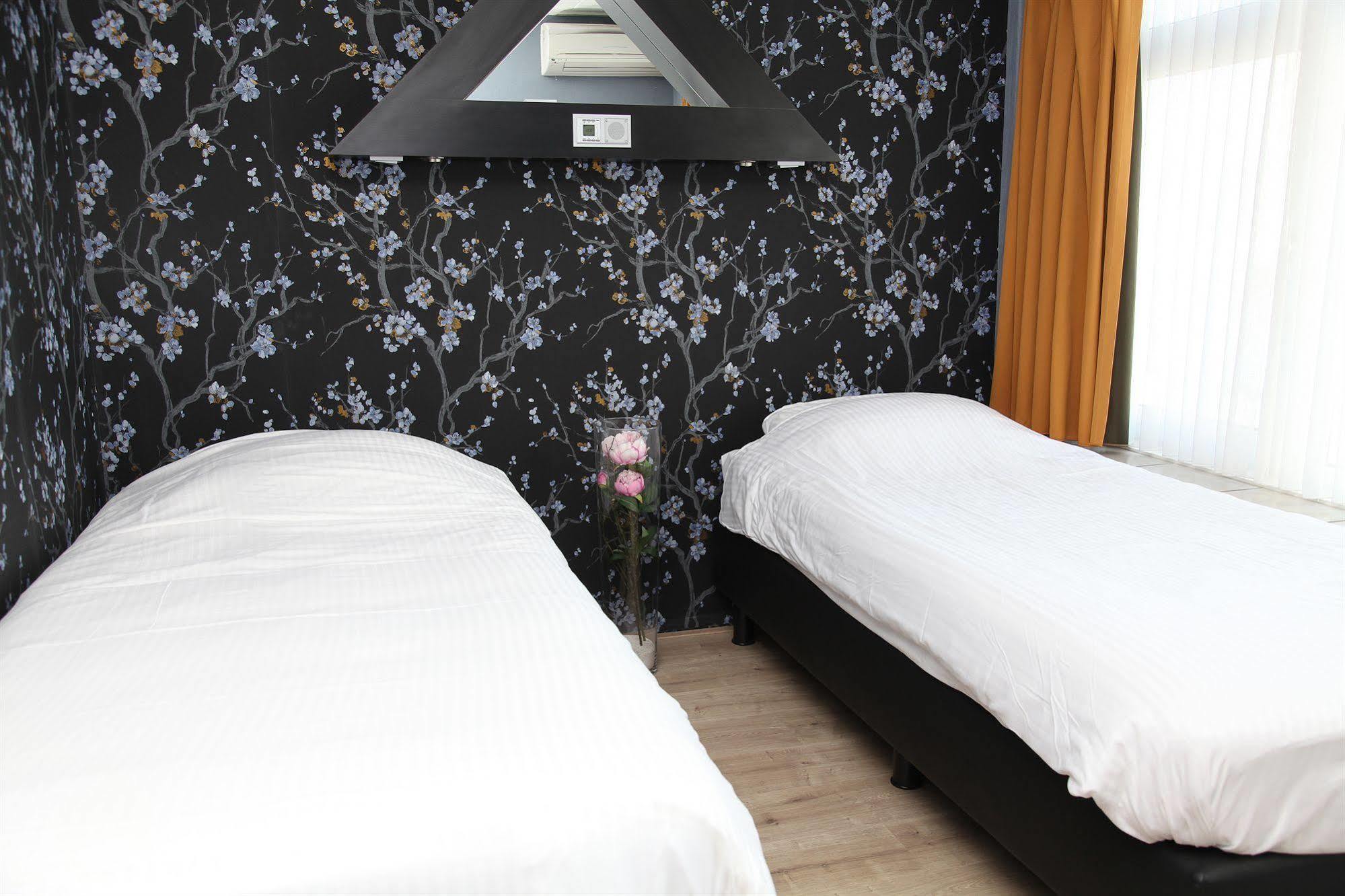 Stads Hotel Boerland إمين المظهر الخارجي الصورة